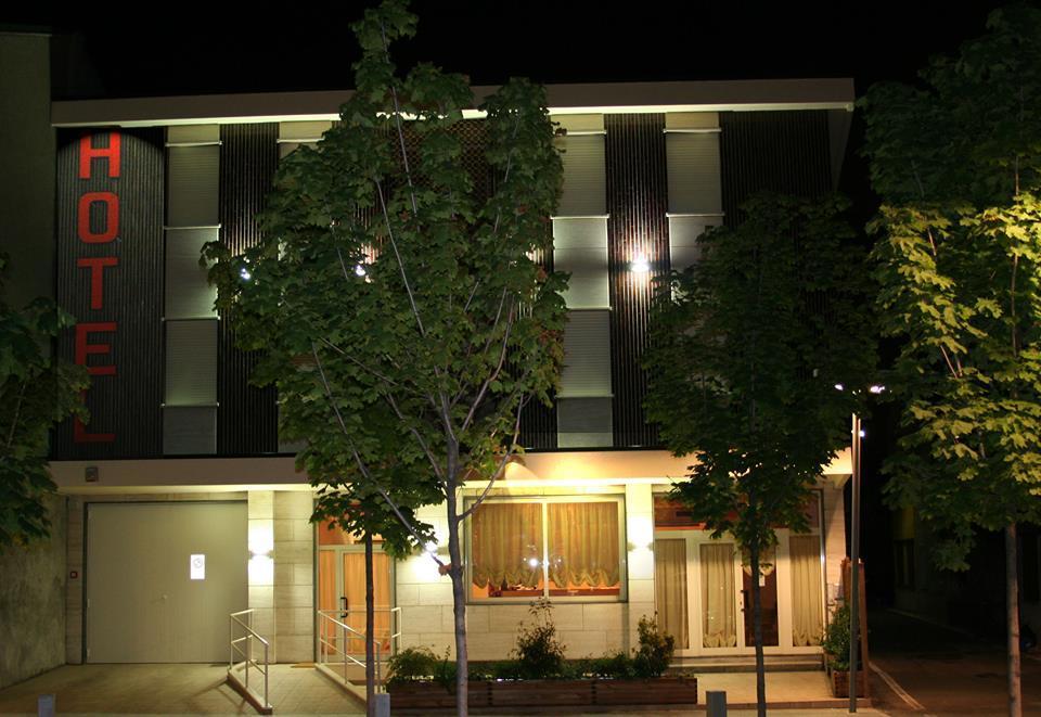 Albergo Munsci' Rovello Porro Exterior foto